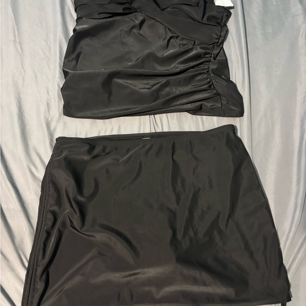 Elegant Black Women's Skirt